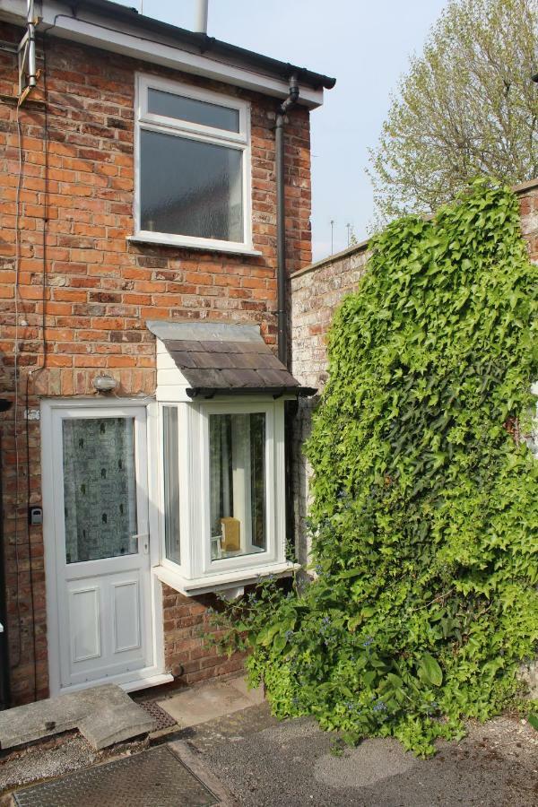 Villa Tarvin House Chester Esterno foto